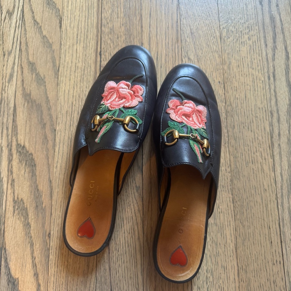 Gucci Black Loafers with Pink Floral Embroidery
